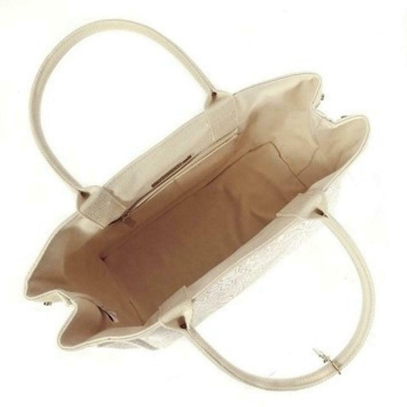 Oscar de la Renta Floral Macramé Print Canvas Tote - Picture 6 of 8